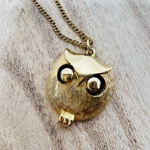EUC goldstone Owl pendant and chain.
